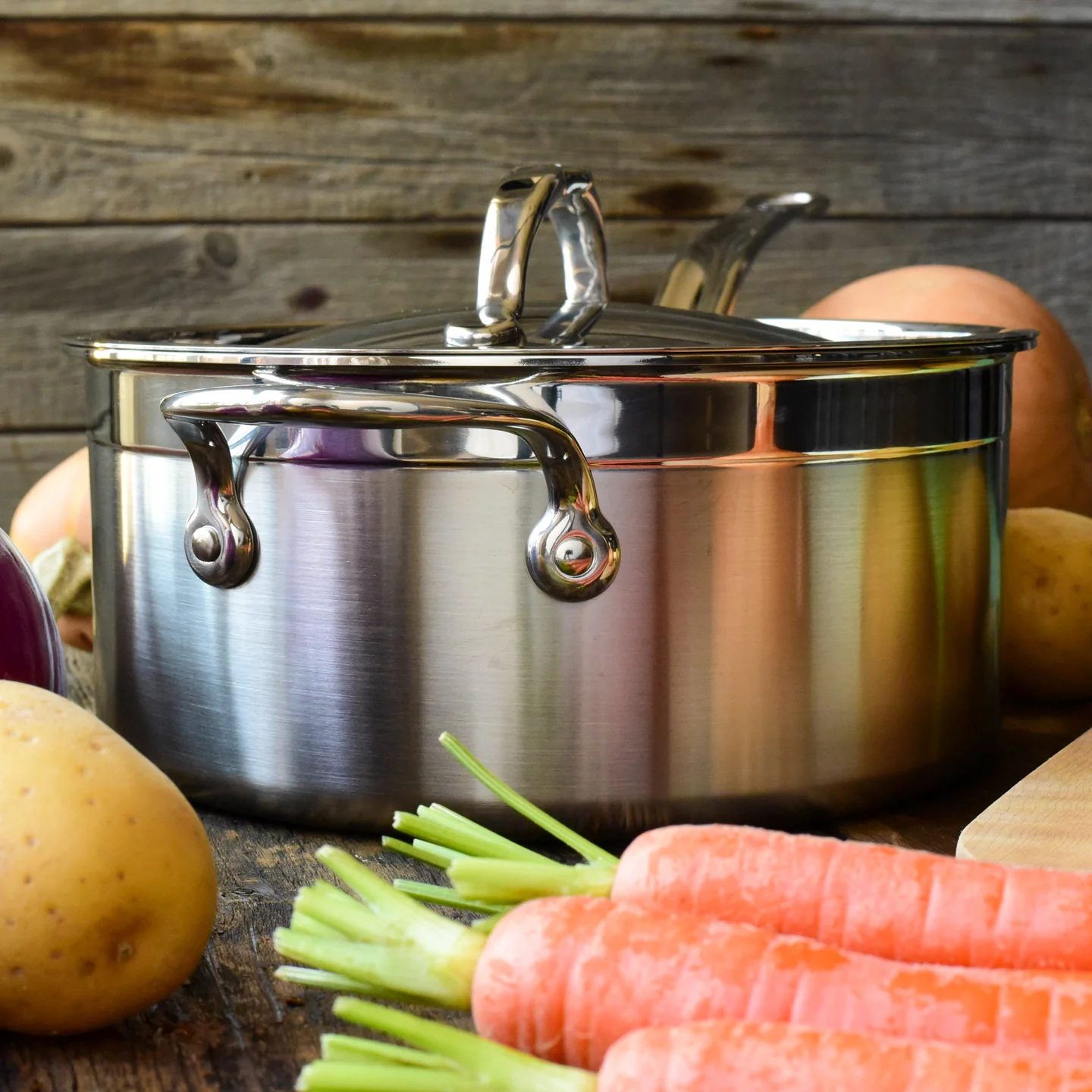 Hestan ProBond Saucepan with Lid - Image 7