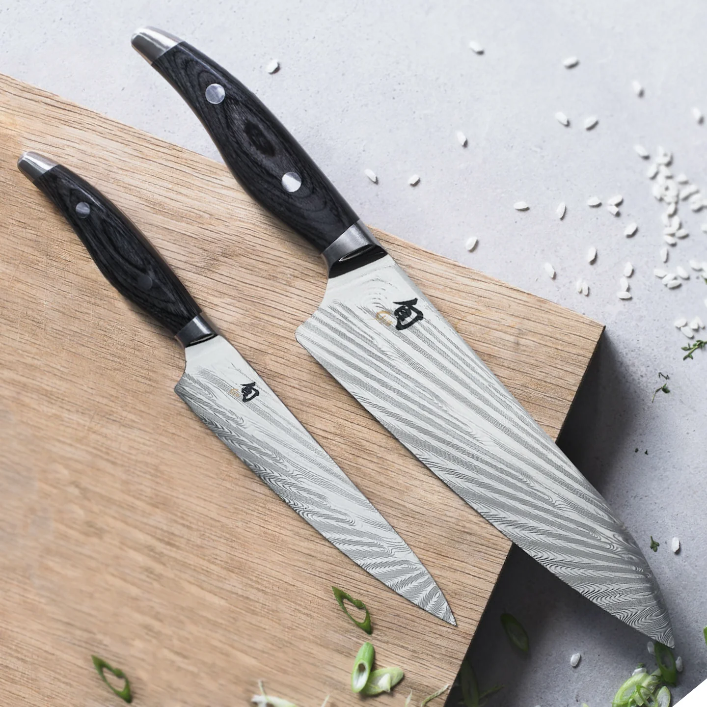 Kai Shun Nagare 5 Knife, Whetstone and Block Set / Oak Block - Image 2