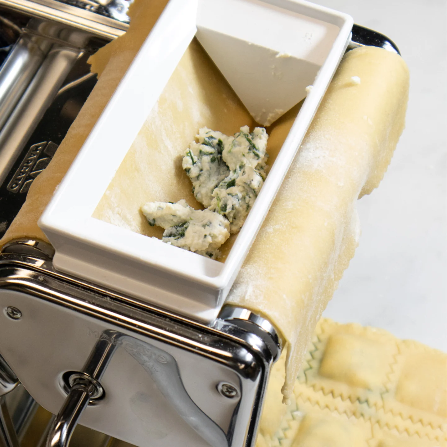 Marcato Atlas 150 Plus Pasta Maker and Ravioli Attachment Set / Chrome - Image 4