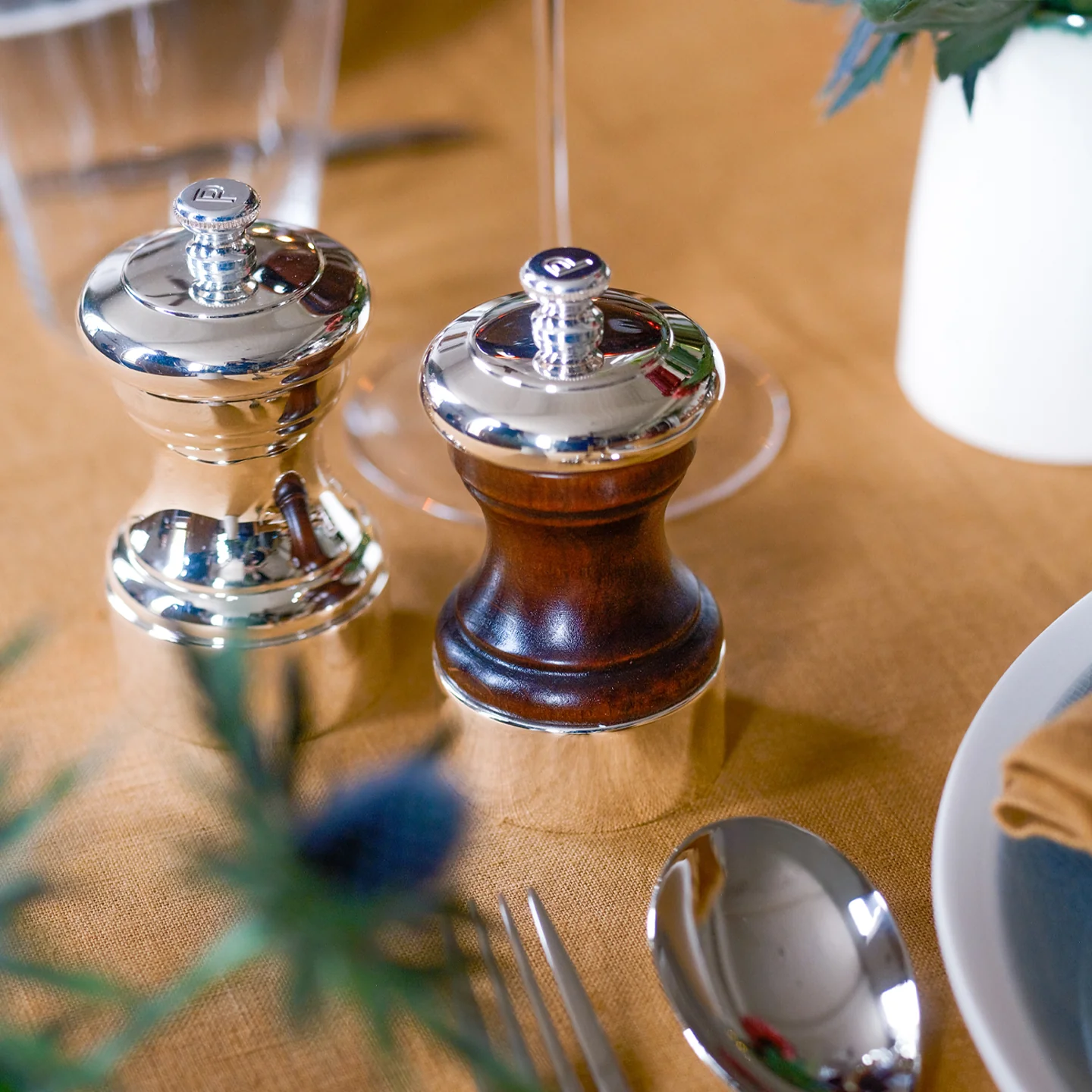 Peugeot Palace Wood & Silver Pepper Mill - Image 6