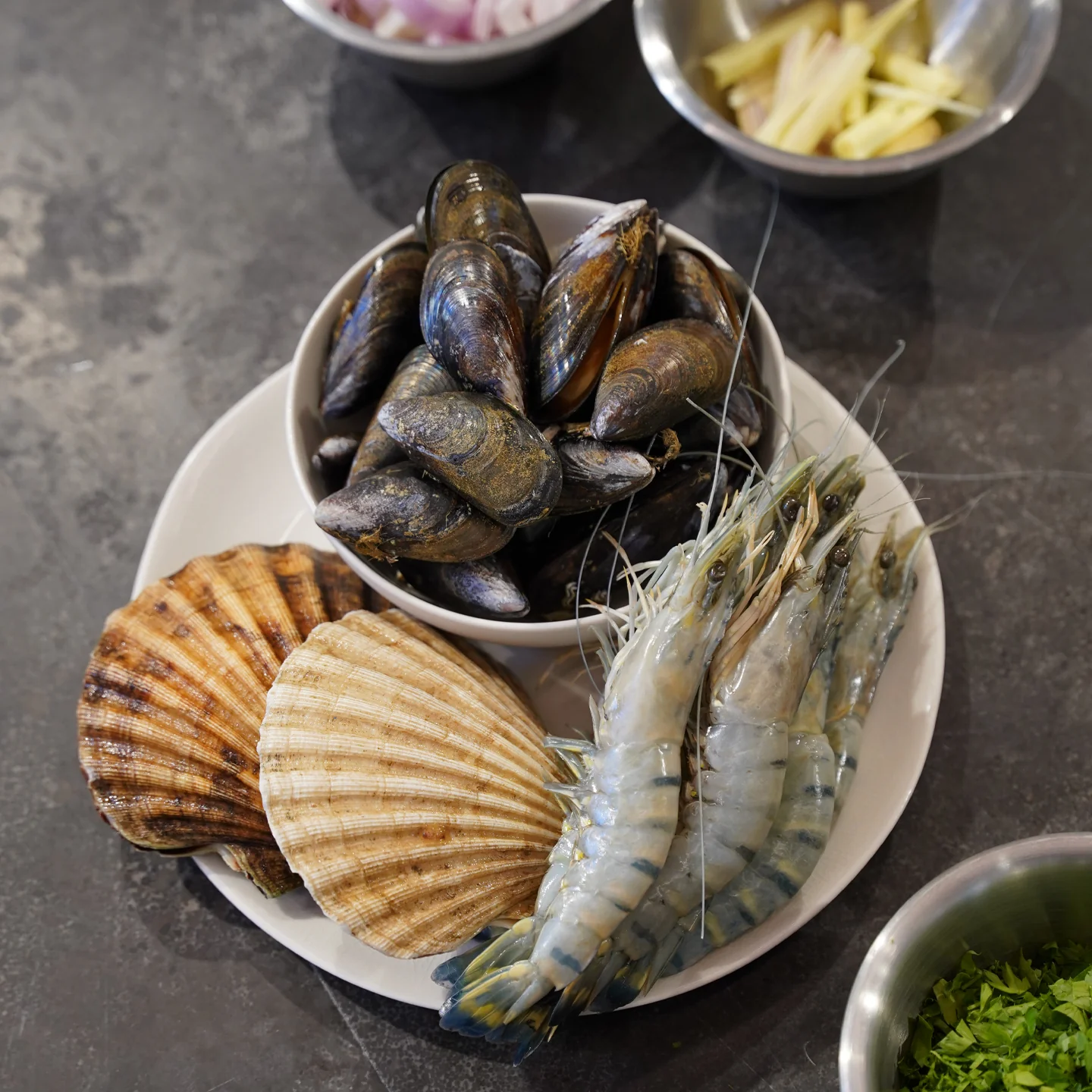 Shellfish 101: Seafood Made Simple Cooking Class - Image 2