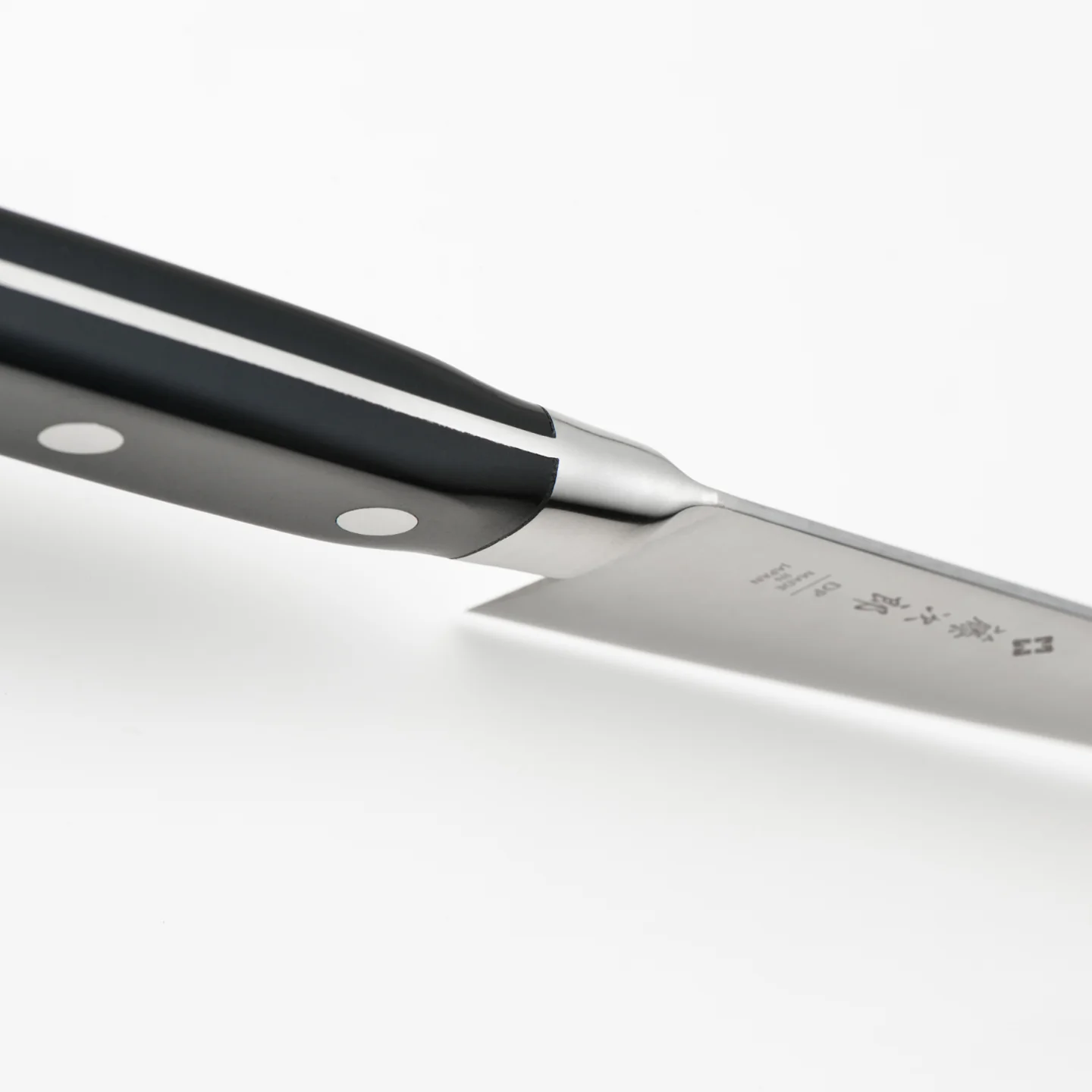 TOJIRO Classic 5 Piece Knife Set / Chef's Knife with Magnetic Knife Block / Ash - Image 3